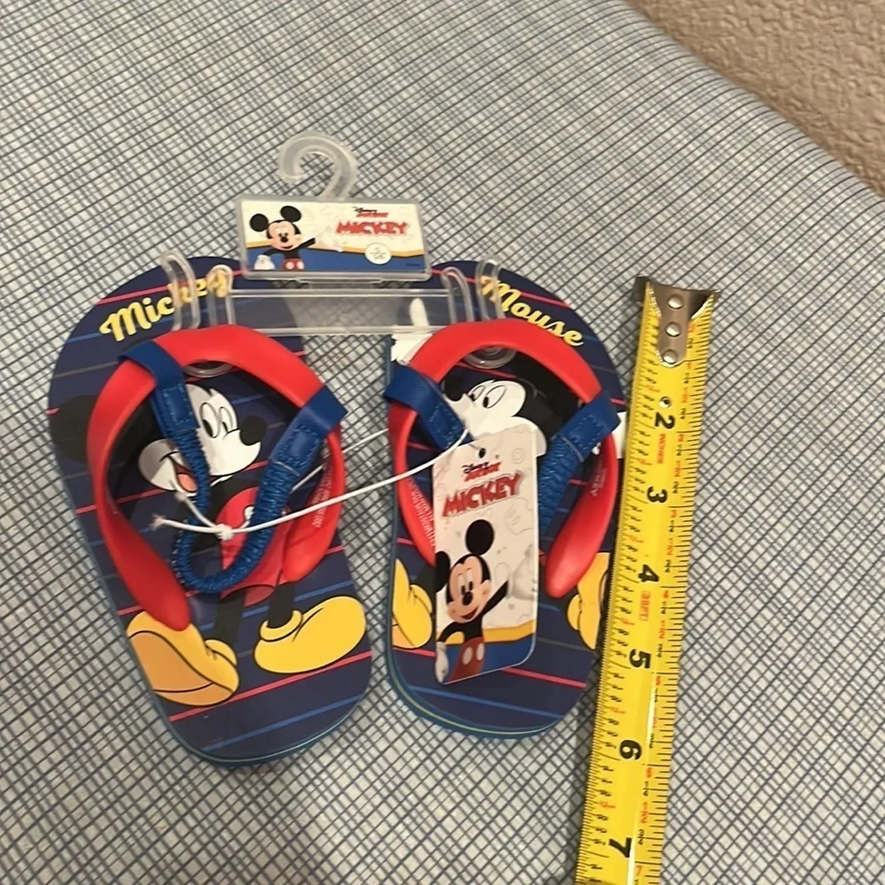 New Mickey Mouse 5/6 Small Sandals Disney Disneyland Disneyworld NWT